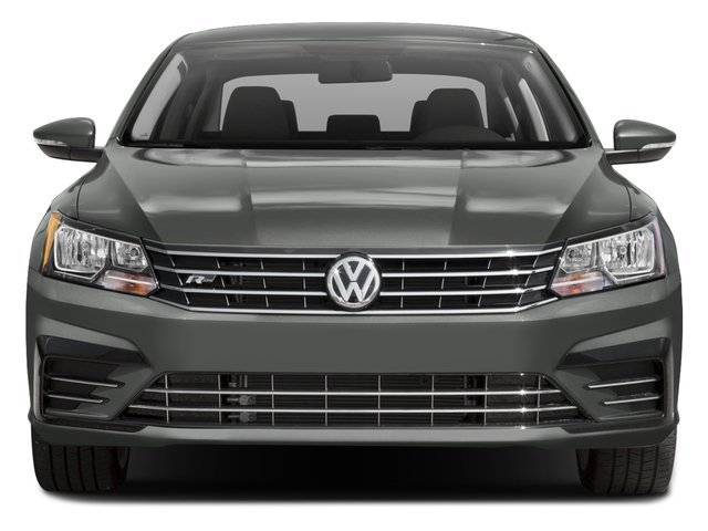 Used 2018 Volkswagen Passat 2.0T R-Line FWD image 4