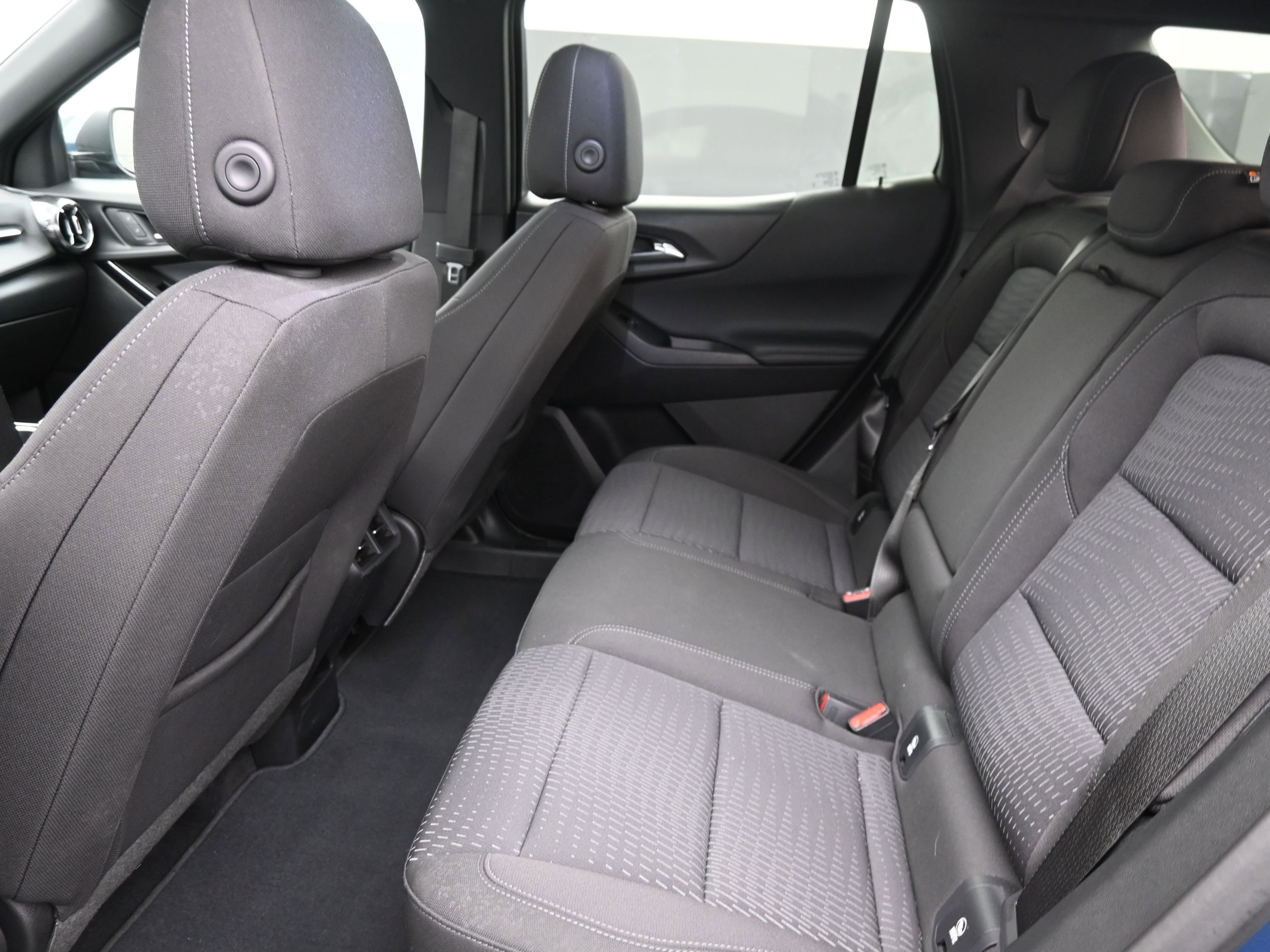 Used 2025 Chevrolet Equinox LT image 17