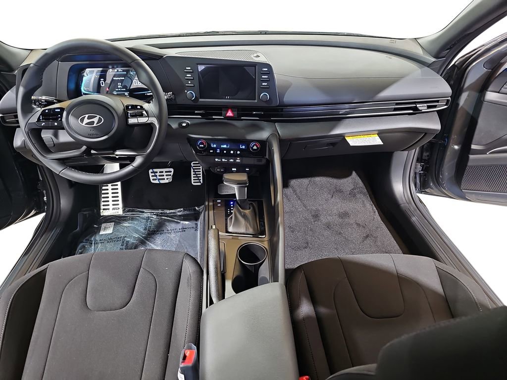 New 2026 Hyundai Elantra Sport FWD image 9