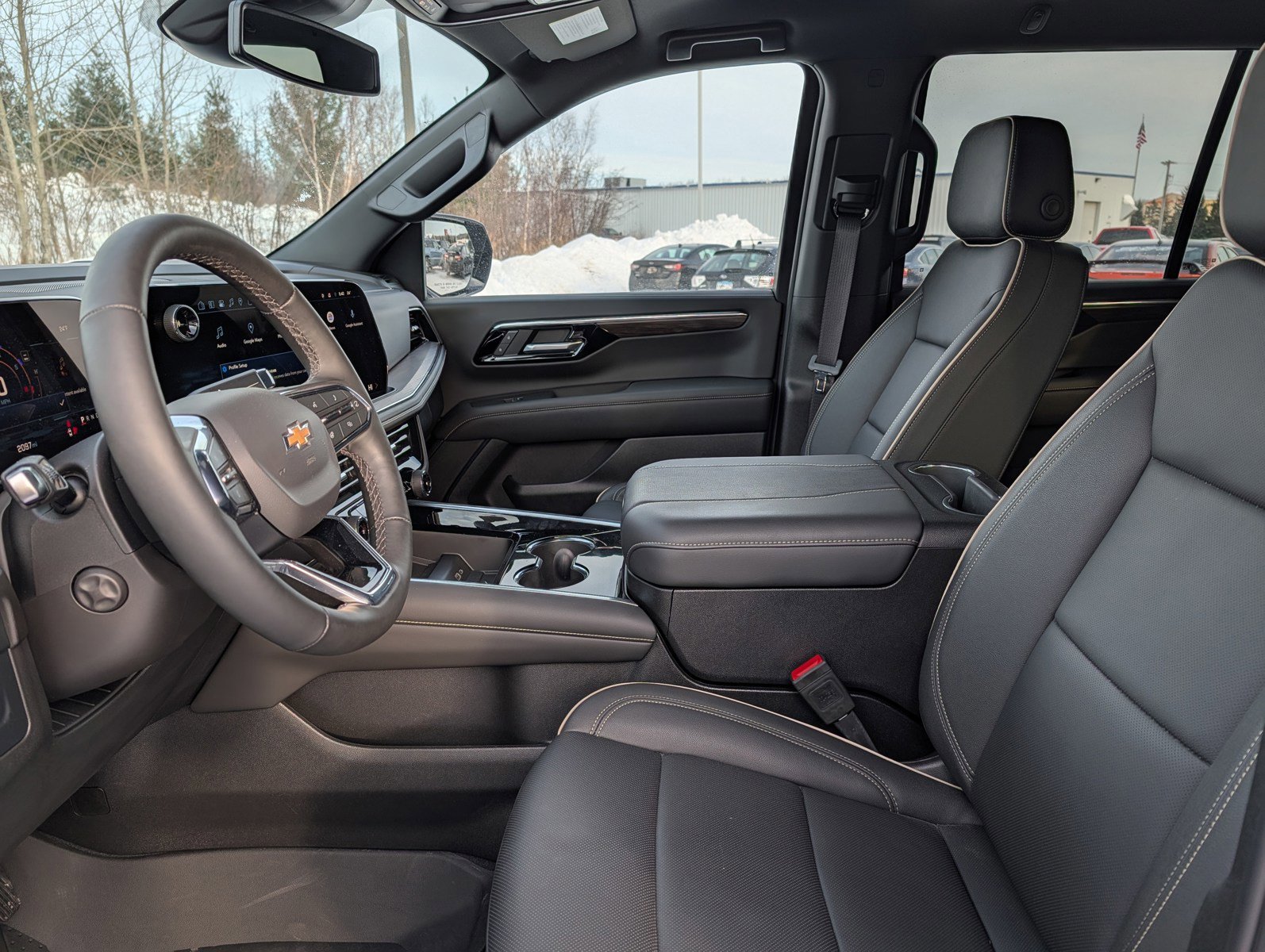 Used 2025 Chevrolet Tahoe Premier image 10