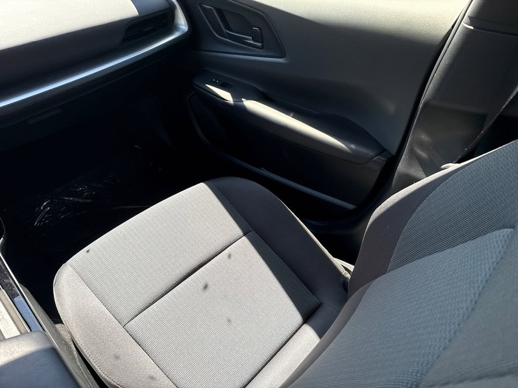 Used 2024 Toyota Prius LE image 15