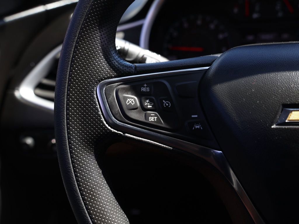 Used 2024 Chevrolet Malibu LT image 25