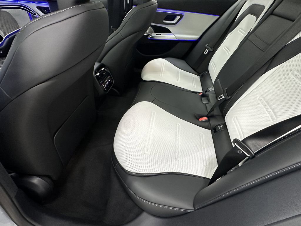New 2026 Mercedes-Benz E 53 AMG e 4MATIC Sedan image 26
