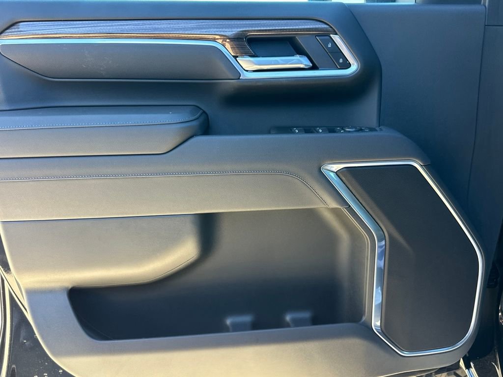 New 2025 Chevrolet Silverado 2500 LT w/ Trail Boss Package image 12