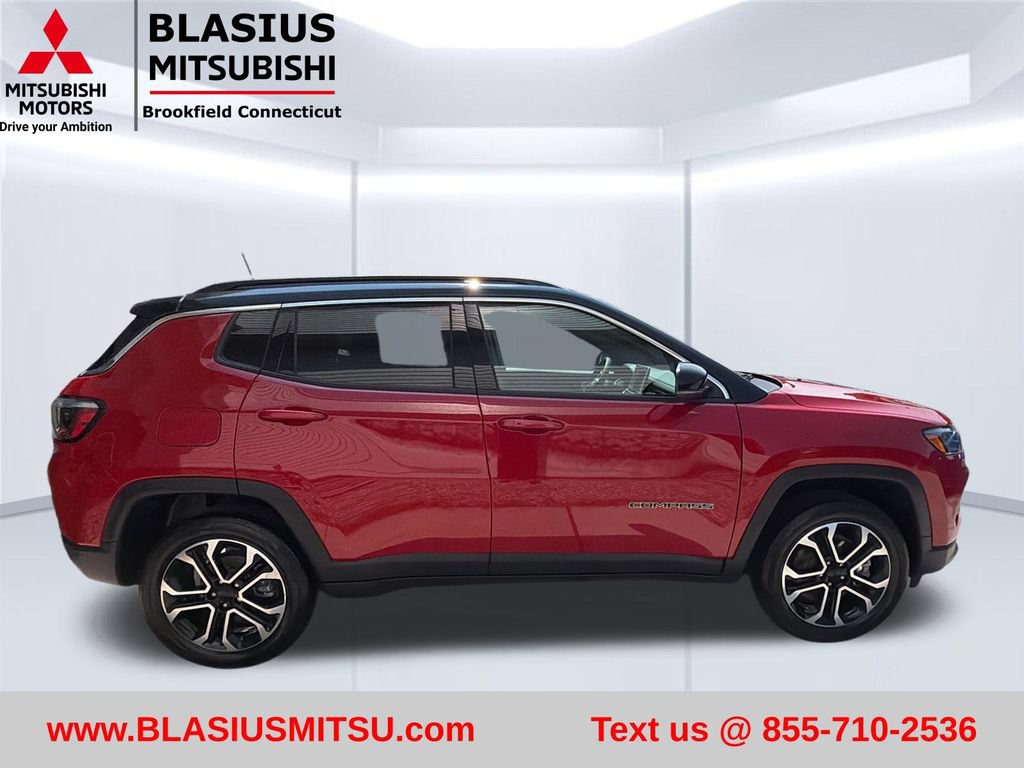 Used 2023 Jeep Compass Limited w/ Sun and Sound Group AWD/4WD image 7
