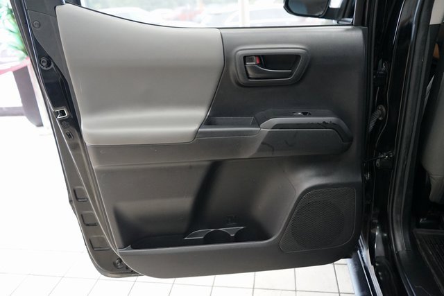 Used 2023 Toyota Tacoma SR image 41