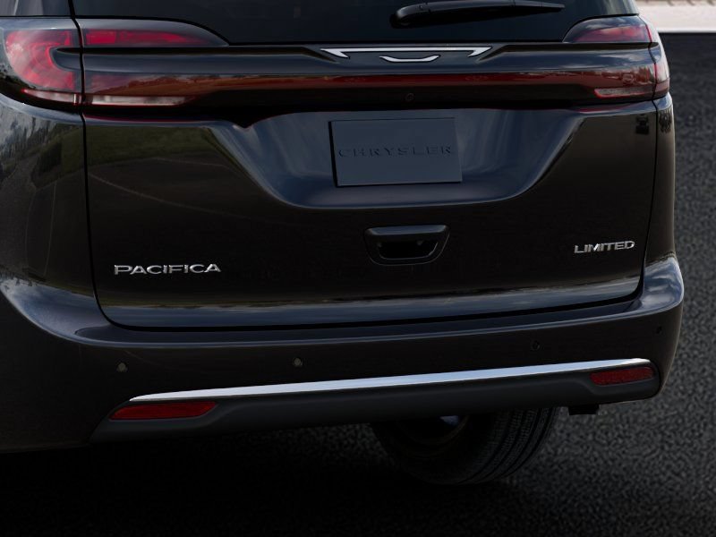New 2027 Chrysler Pacifica Limited FWD image 13