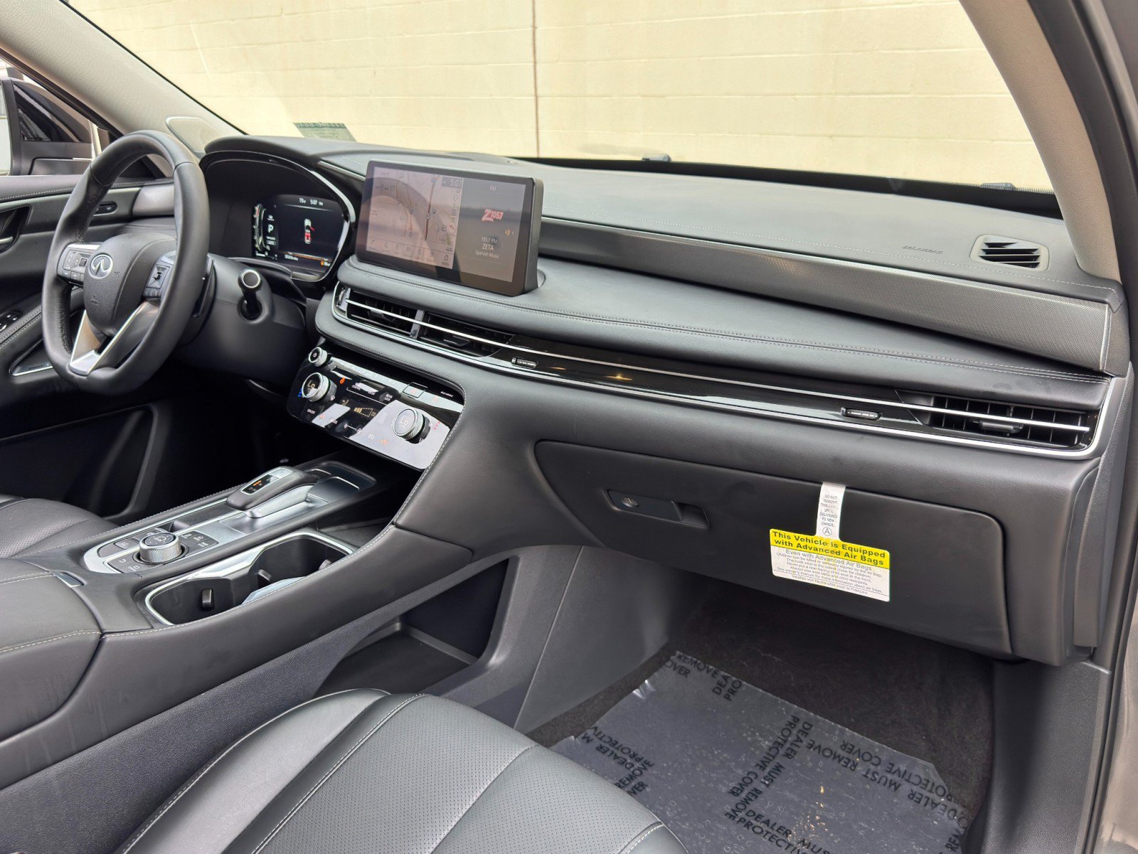Used 2025 INFINITI QX60 Luxe w/ Vision Package AWD/4WD image 15
