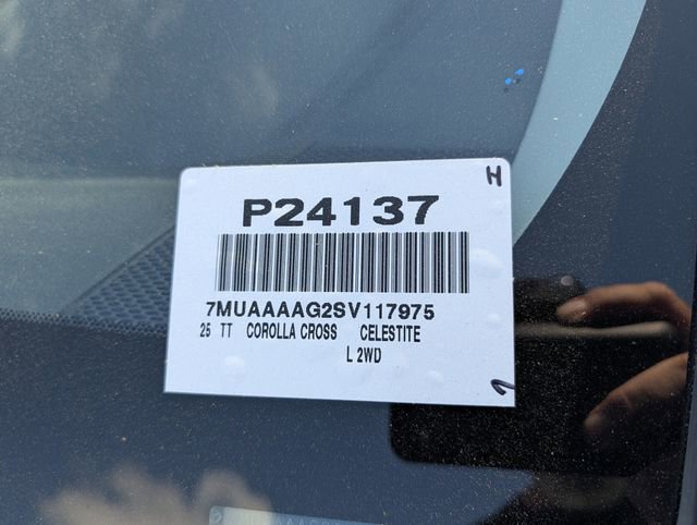 Used 2025 Toyota Corolla Cross L FWD image 34