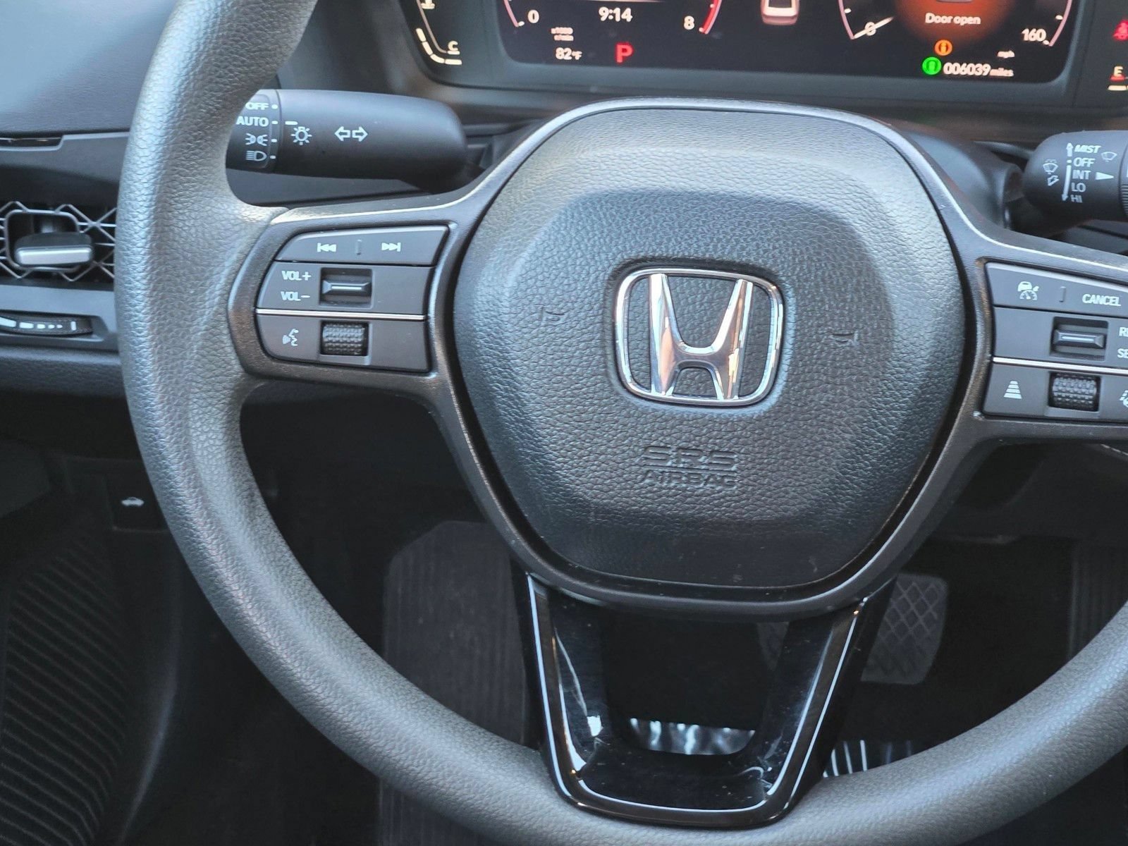 Used 2025 Honda Accord SE image 16