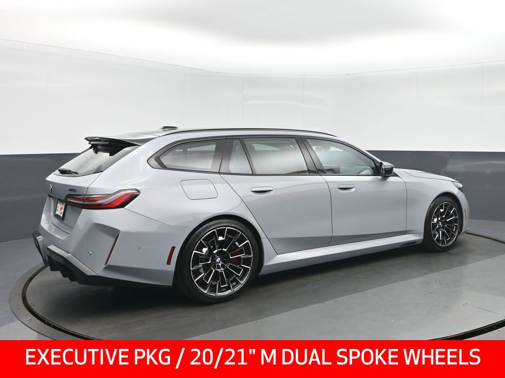 Used 2025 BMW M5 Touring w/ M Driver's Package AWD/4WD image 3