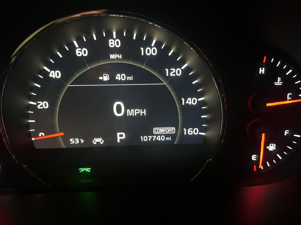 Used 2019 Kia Sorento EX image 4