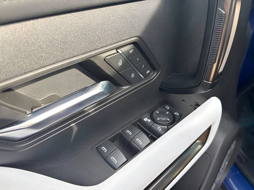 Used 2024 GMC Hummer EV 2X AWD/4WD image 11