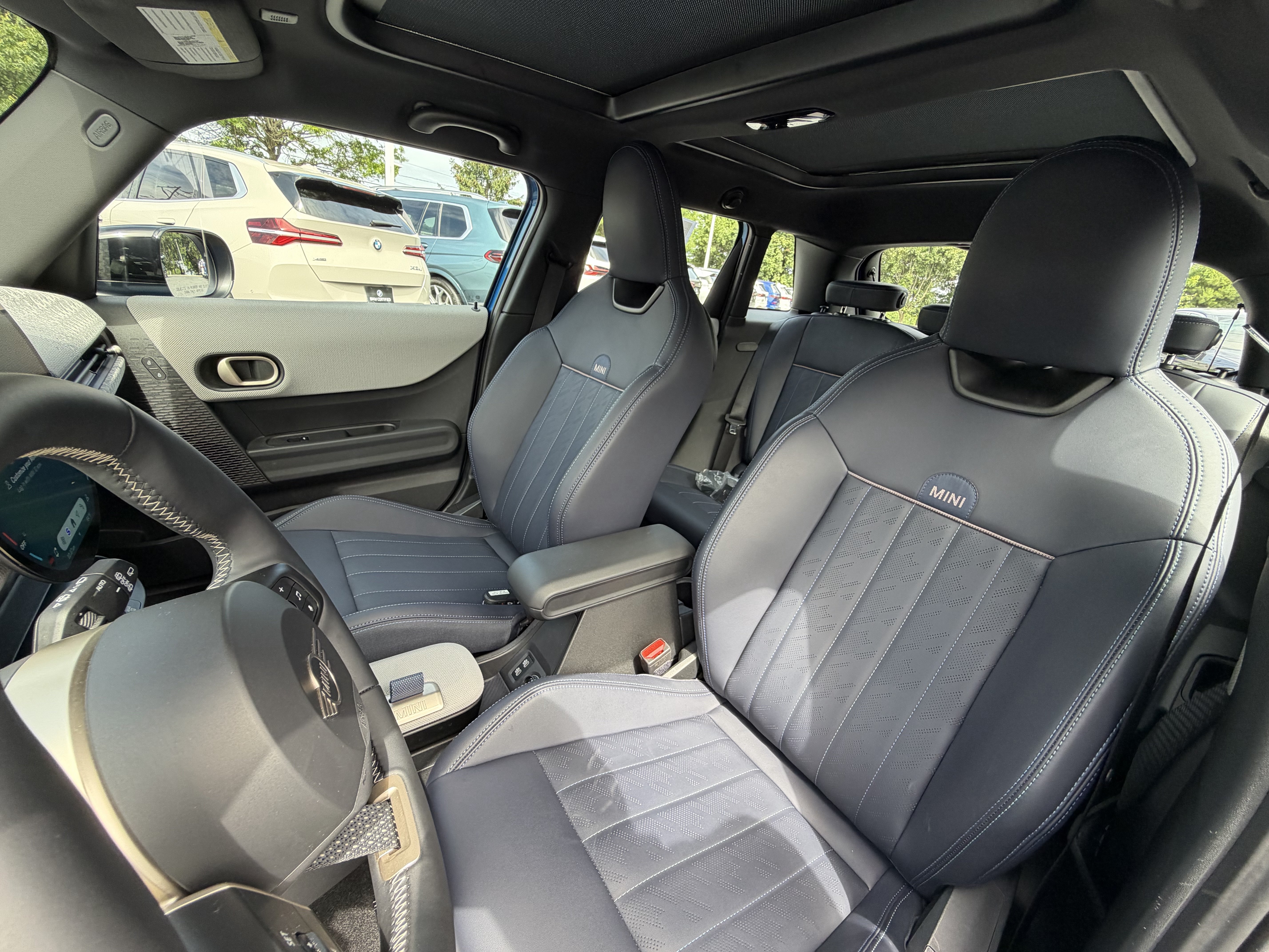 Used 2025 MINI Cooper S FWD image 9