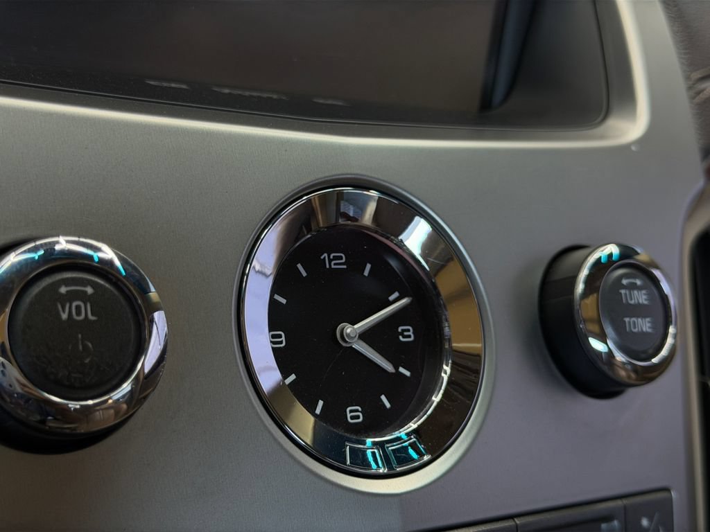 Used 2011 Cadillac CTS Premium RWD image 23