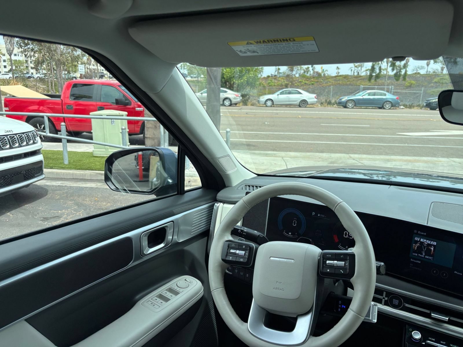 Used 2025 Hyundai Santa Fe SEL FWD image 36