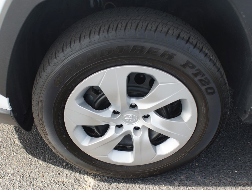 Used 2025 Toyota RAV4 LE FWD image 22