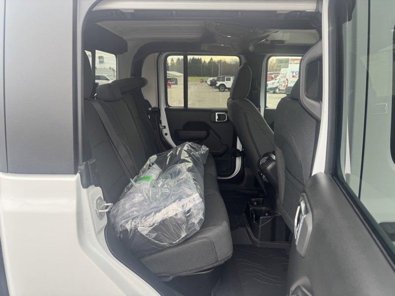 New 2026 Jeep Gladiator Sport image 33