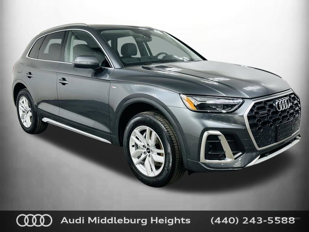 Certified 2023 Audi Q5 2.0T Premium w/ Convenience Package AWD/4WD image 1