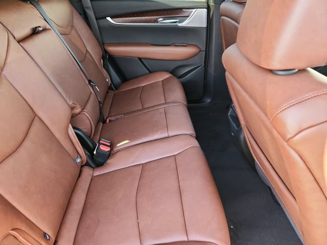 New 2025 Cadillac XT5 Sportv w/ Technology Package AWD/4WD image 23