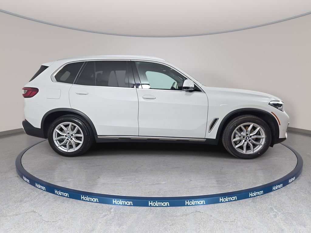Used 2021 BMW X5 xDrive40i w/ Convenience Package AWD/4WD image 5