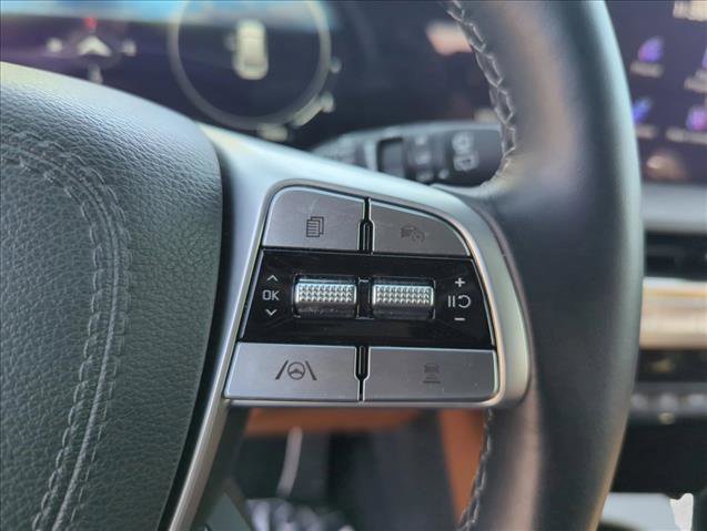 Used 2025 Kia Telluride SX X-Line image 13