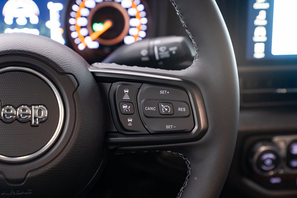 New 2026 Jeep Gladiator Sport AWD/4WD image 15
