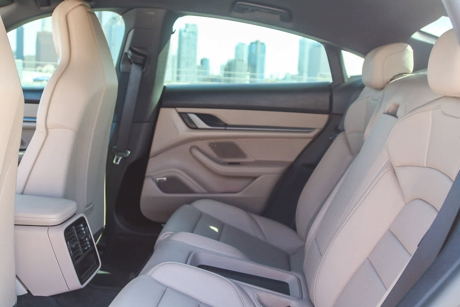 Used 2025 Porsche Taycan 4S image 24