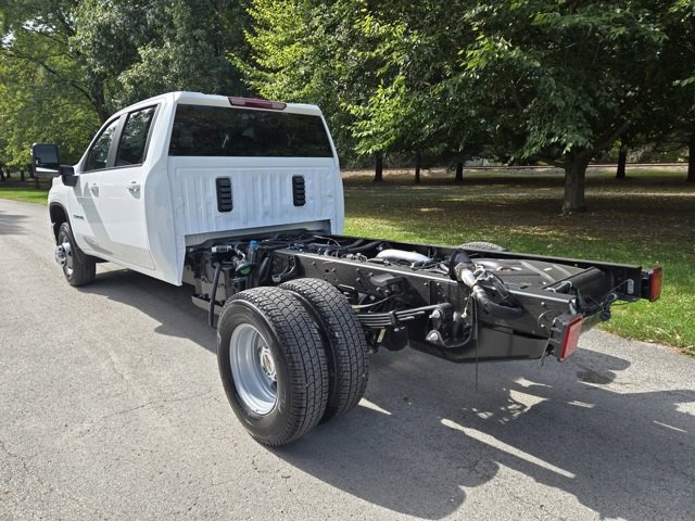 New 2026 Chevrolet Silverado 3500 LT w/ Convenience Package image 3