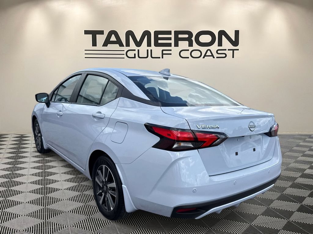 Used 2025 Nissan Versa SV w/ Trunk Package FWD image 6