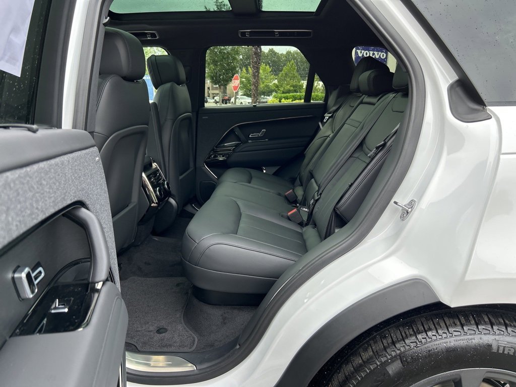 New 2025 Land Rover Range Rover Sport Dynamic SE image 15