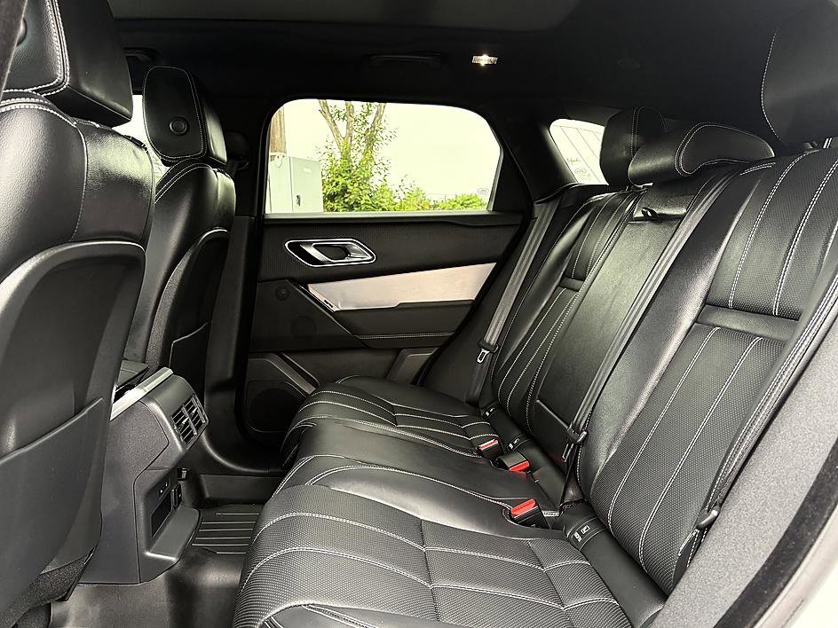 Used 2023 Land Rover Range Rover Velar R-Dynamic S AWD/4WD image 9