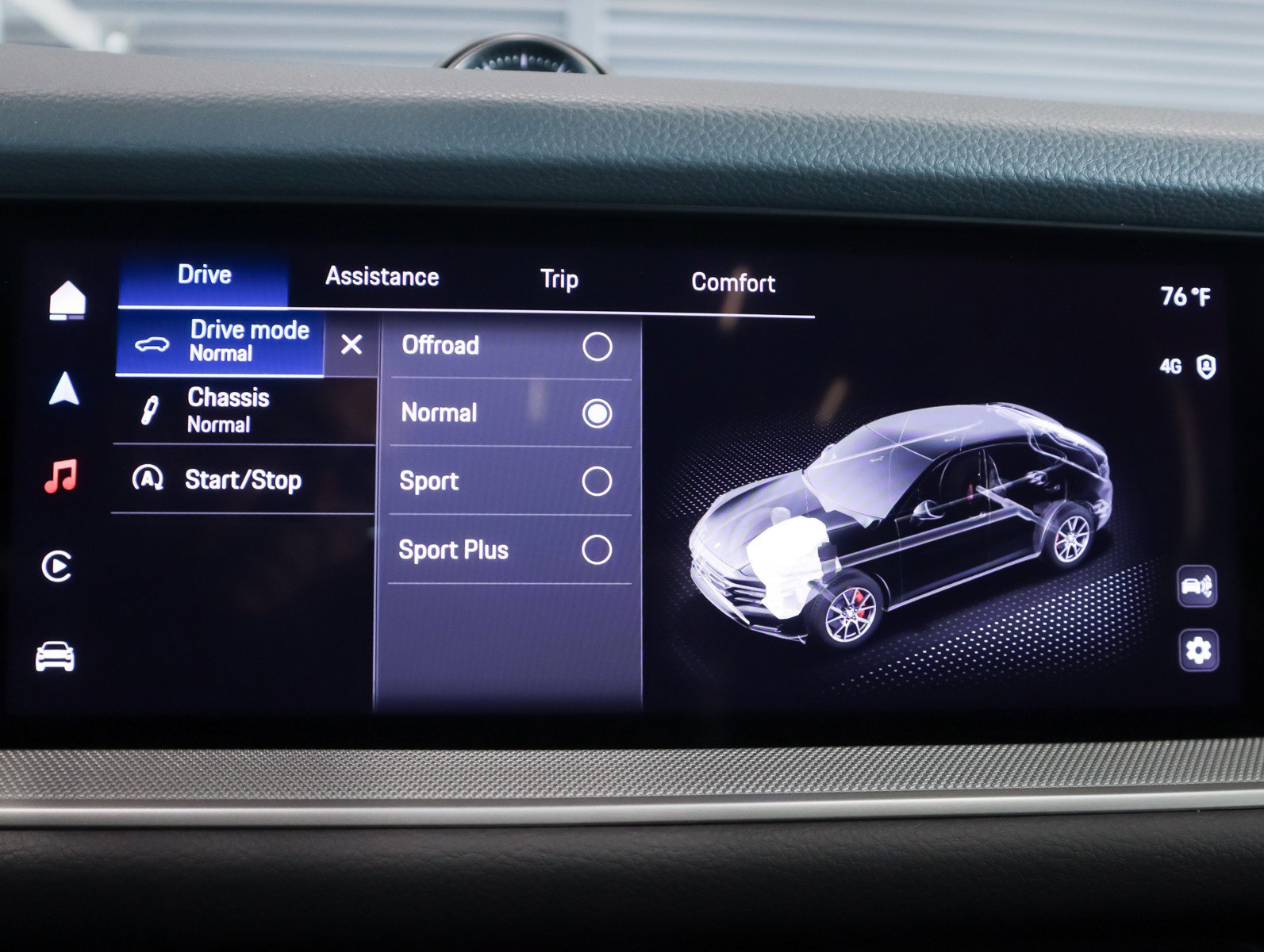 Certified 2025 Porsche Cayenne Coupe image 21