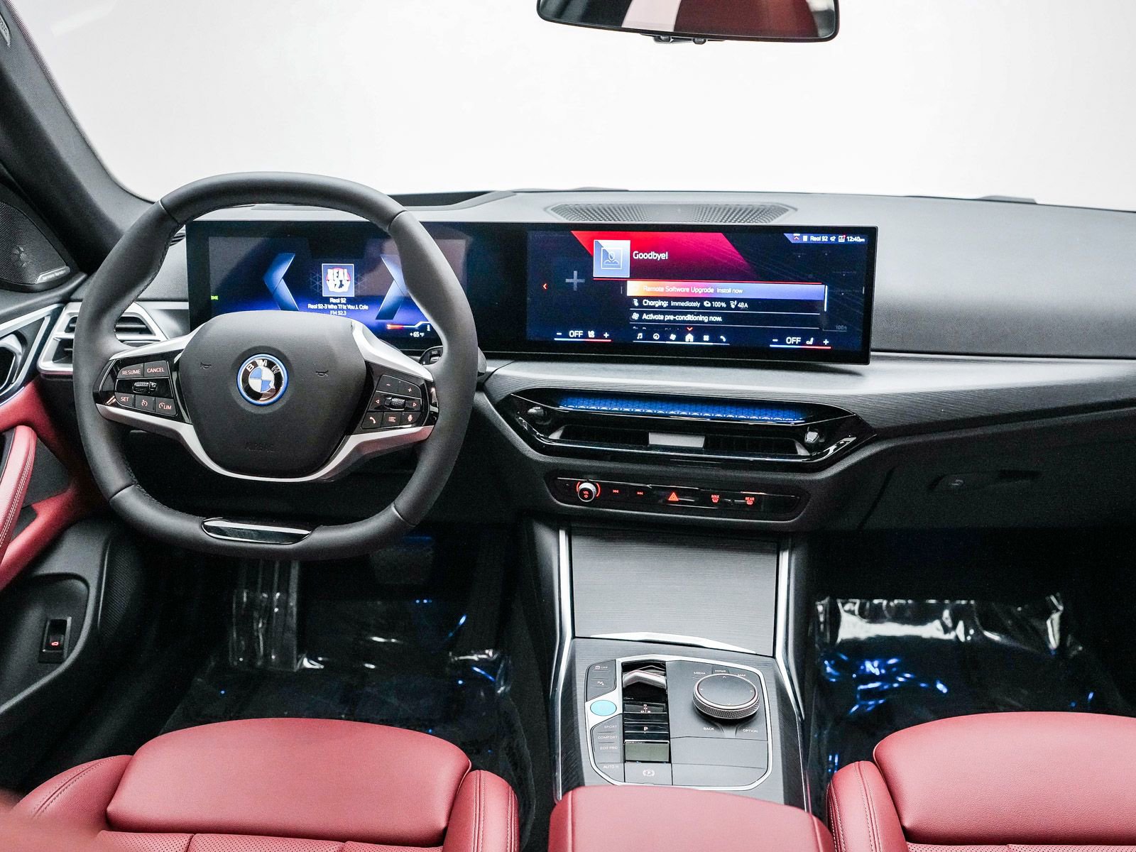Certified 2025 BMW i4 eDrive40 w/ Premium Package RWD image 13