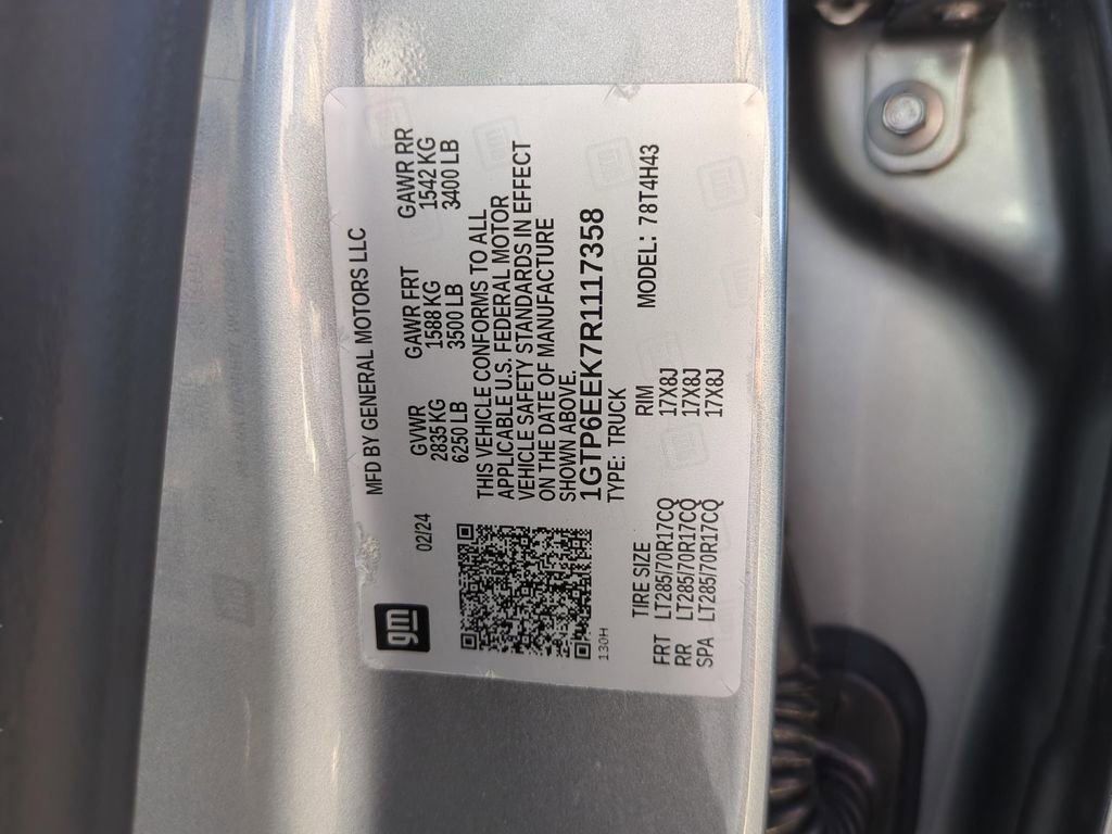 Used 2024 GMC Canyon AT4X image 26