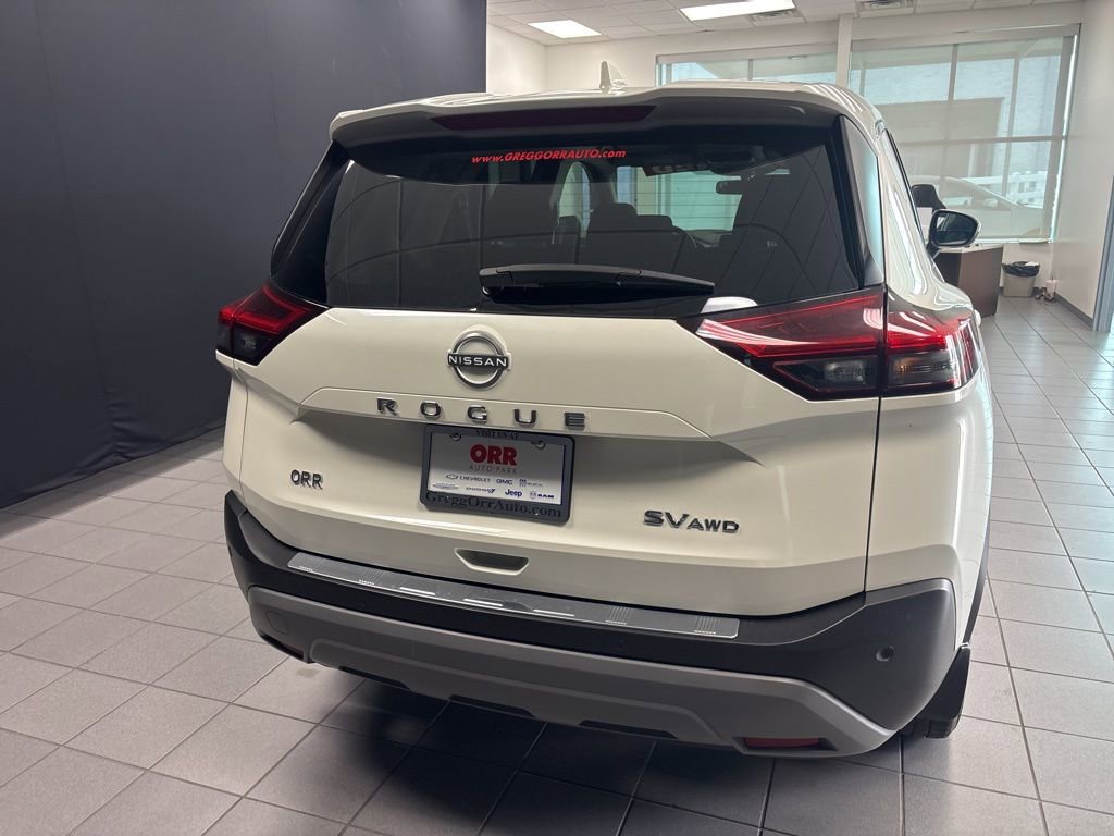 Used 2023 Nissan Rogue SV AWD/4WD image 4