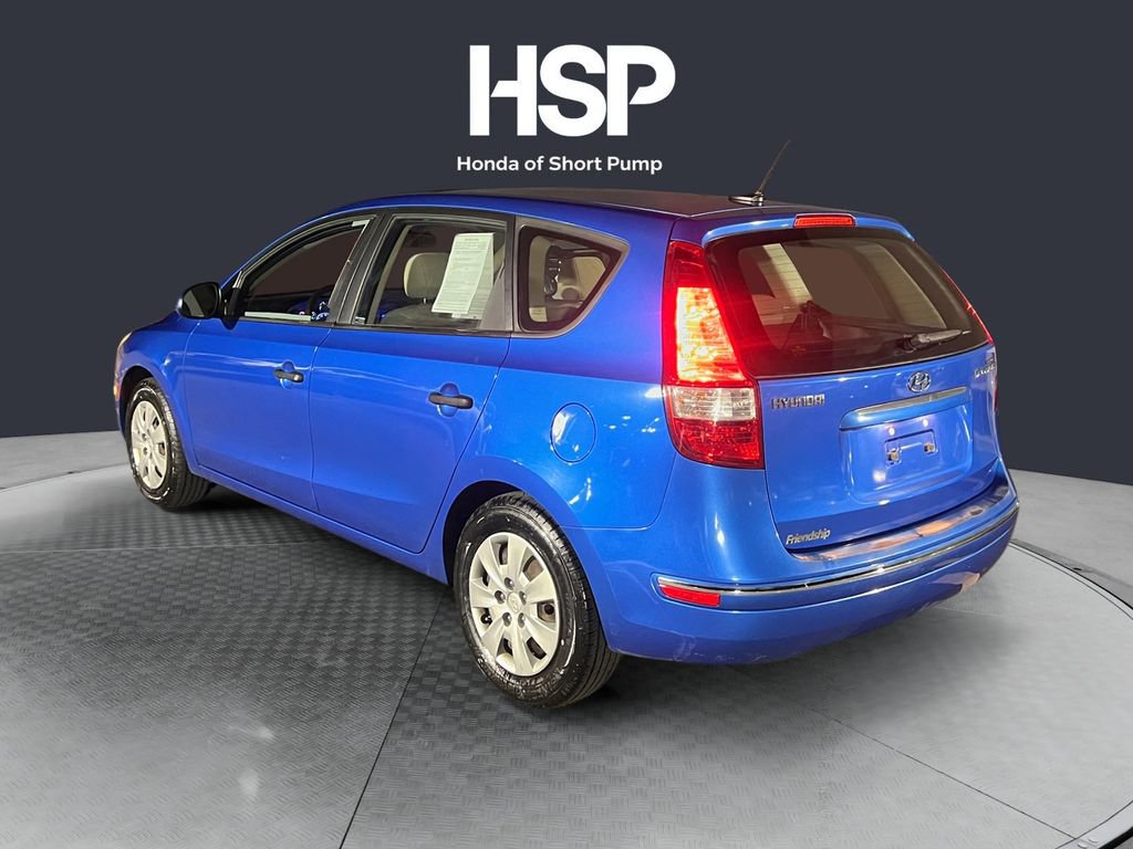 Used 2010 Hyundai Elantra GLS image 3