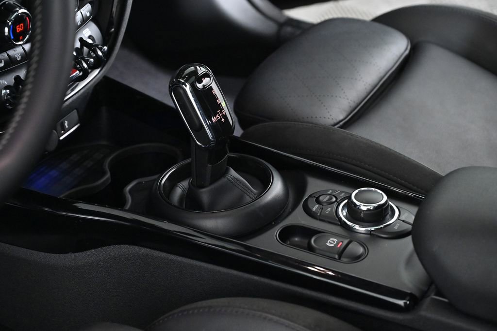 Certified 2023 MINI Cooper Clubman S AWD/4WD image 21