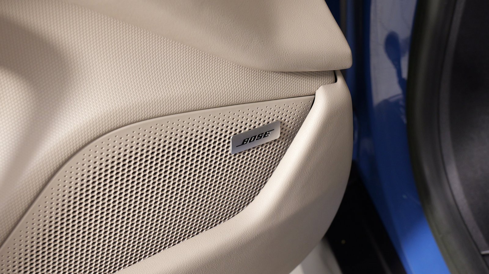 Used 2023 Porsche Taycan image 28