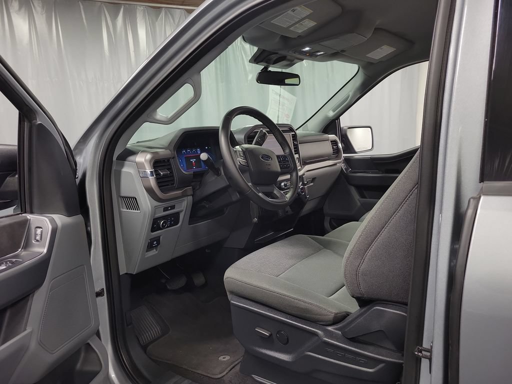 Used 2025 Ford F150 XLT w/ Equipment Group 301A Standard AWD/4WD image 12