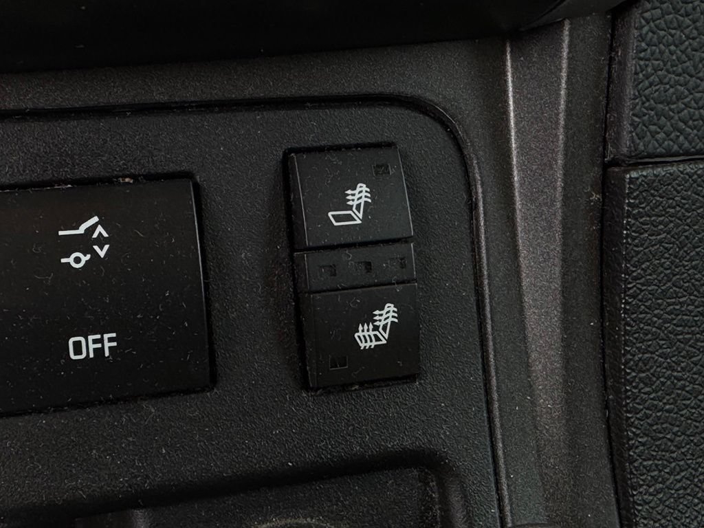 Used 2011 Chevrolet Traverse LT w/ Personal Connectivity Package AWD/4WD image 29