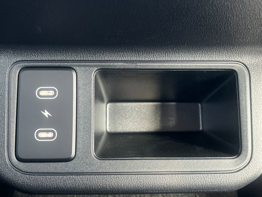 New 2025 Kia K4 GT-Line image 36