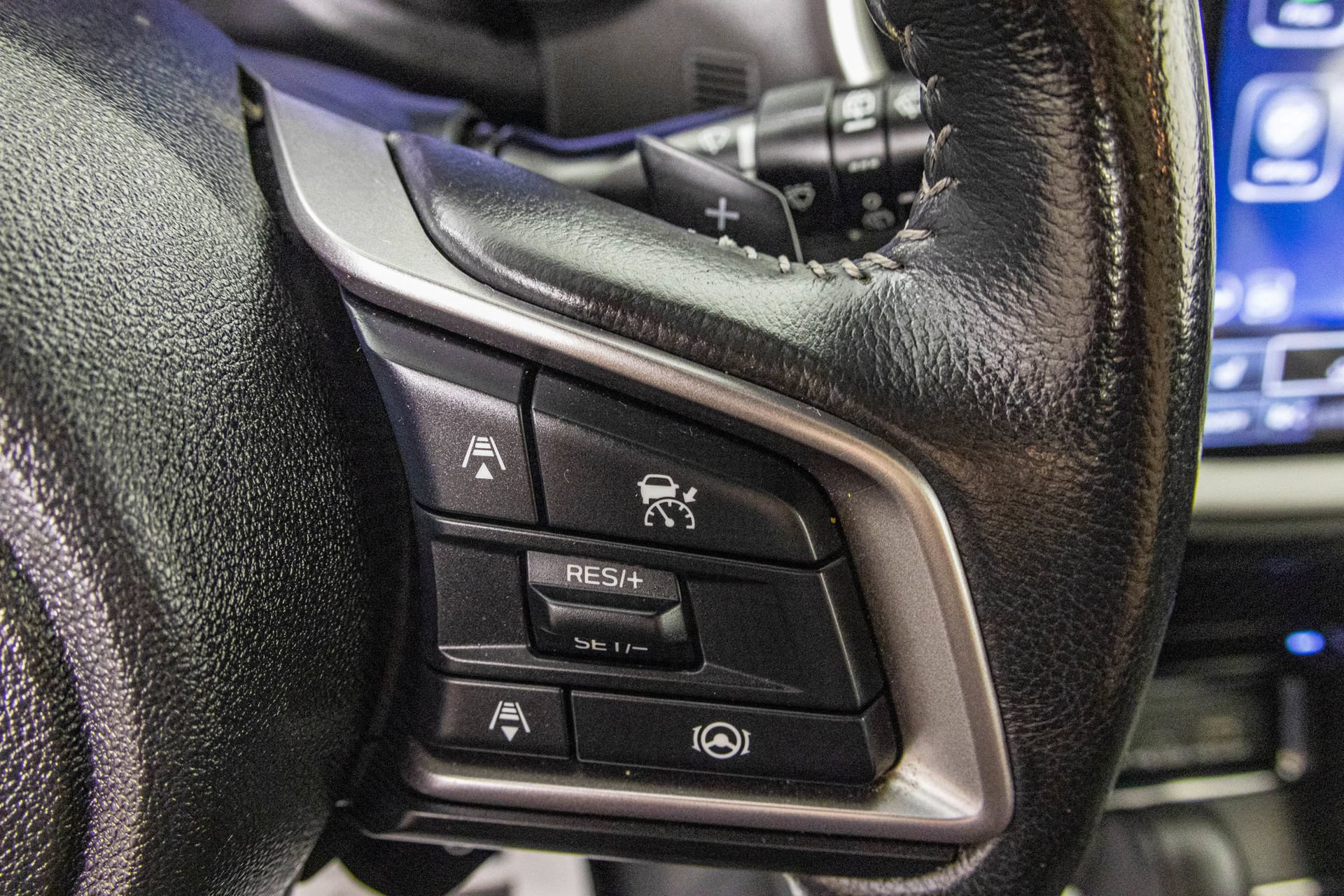 Used 2023 Subaru Ascent Limited w/ Technology Package AWD/4WD image 34
