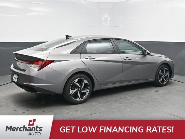 Used 2023 Hyundai Elantra SEL w/ Convenience Package FWD image 8