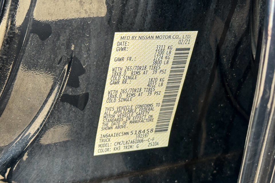 Used 2021 Nissan Titan SV w/ Accessory Utility Package image 21