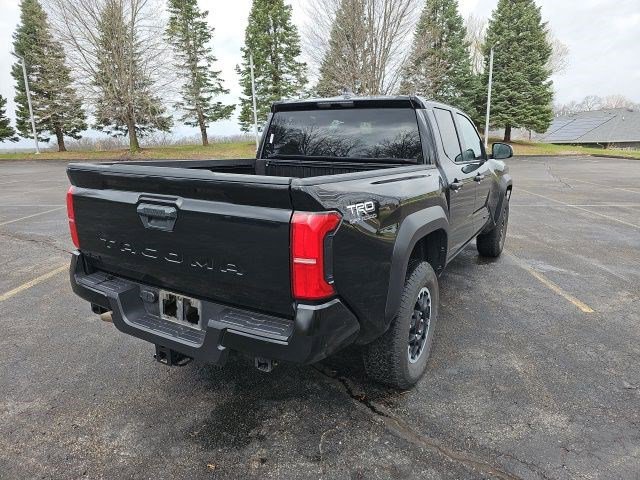 Used 2024 Toyota Tacoma TRD Off-Road AWD/4WD image 6
