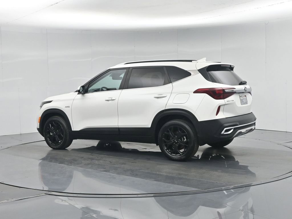 Used 2021 Kia Seltos EX image 27