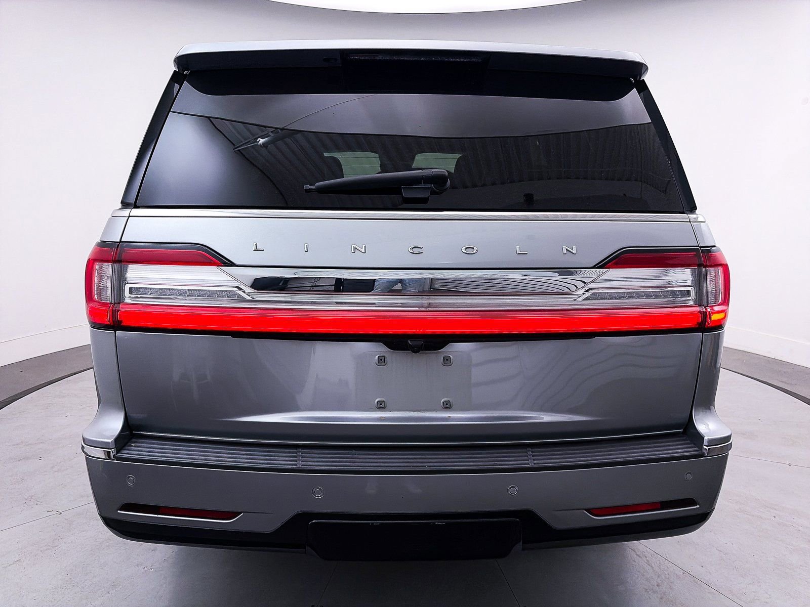 Used 2021 Lincoln Navigator Reserve w/ Luxury Package image 17