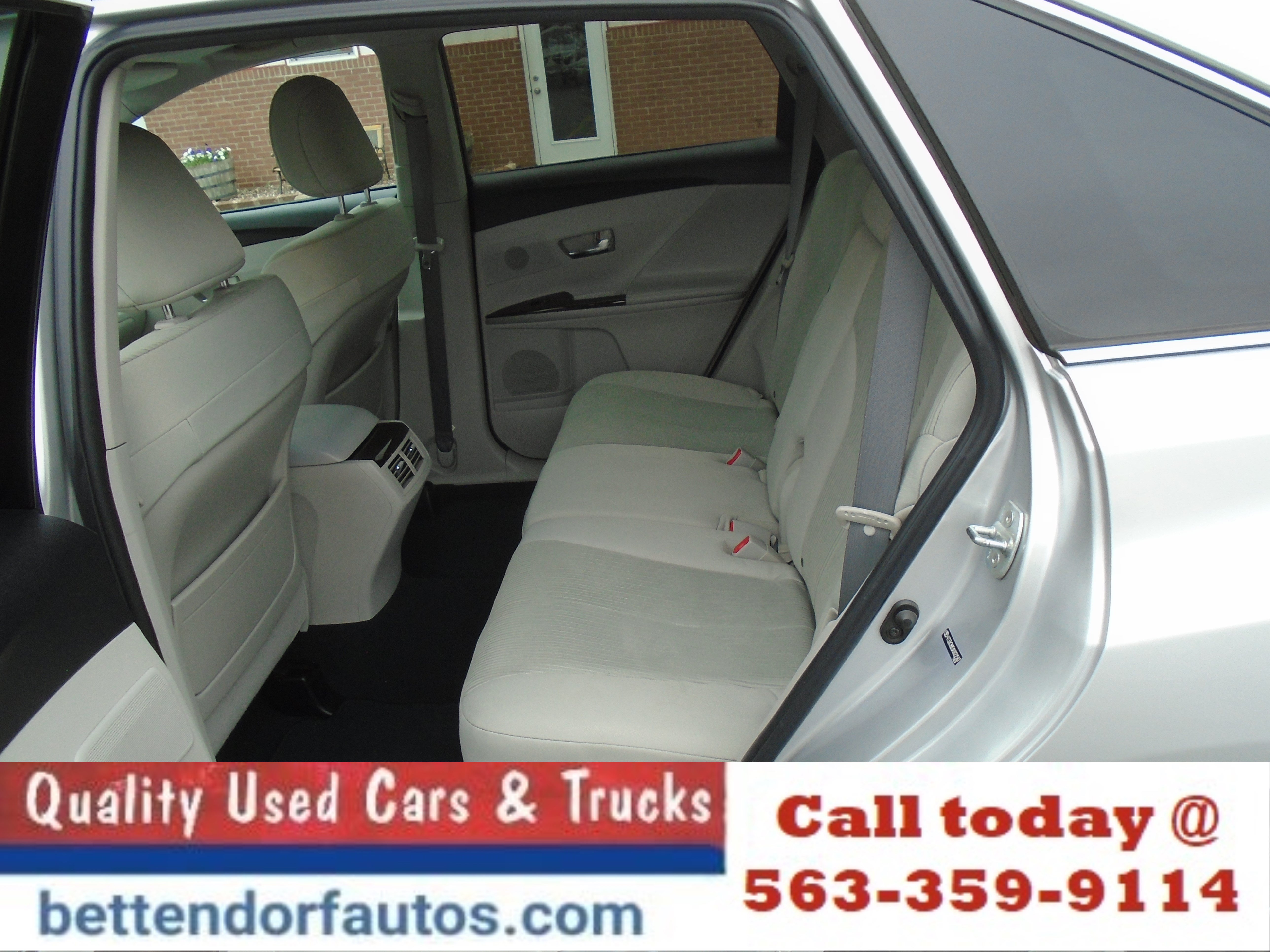 Used 2010 Toyota Venza FWD image 9