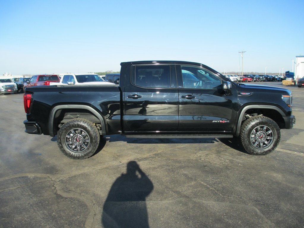 Certified 2025 GMC Sierra 1500 AT4X image 4